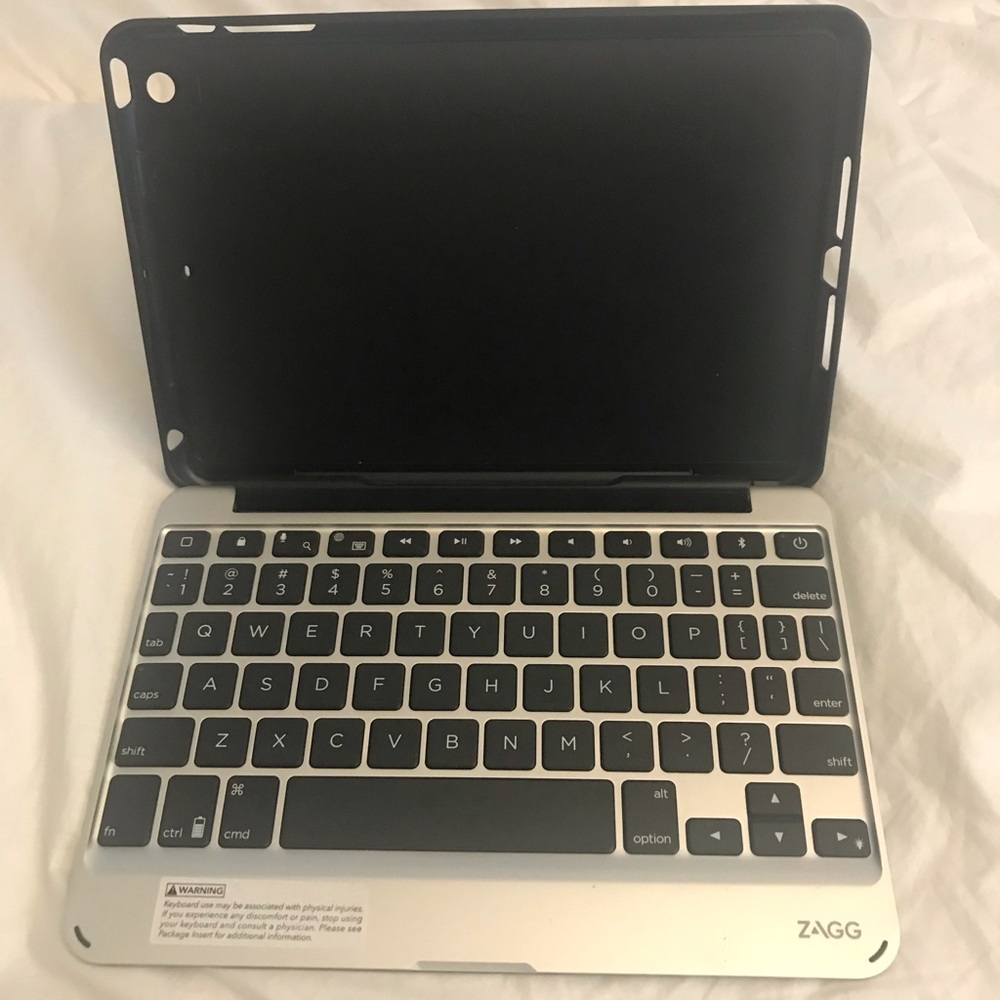 Zagg Bluetooth Keyboard Case For Ipad Mini - image 1